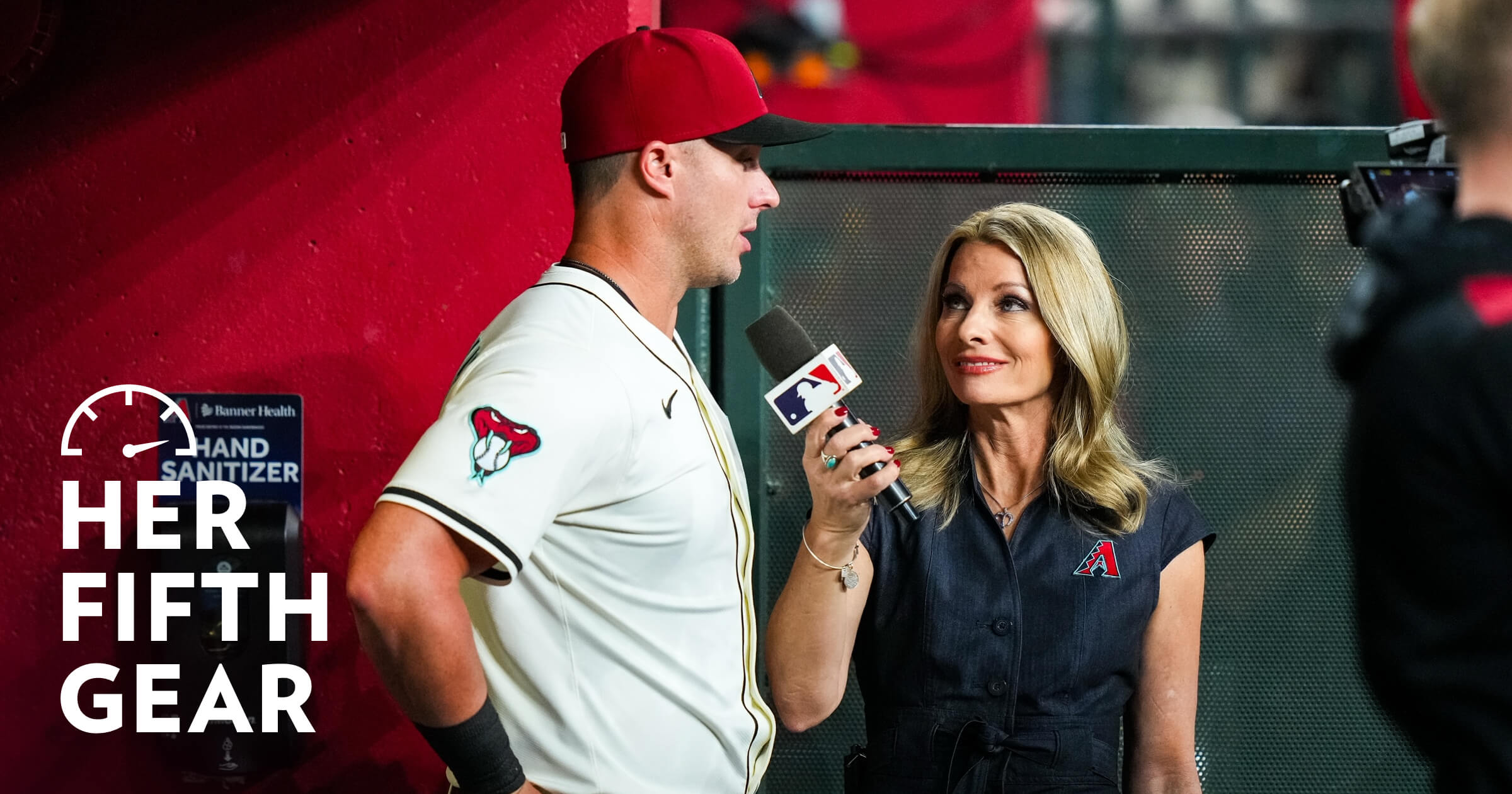 Jody Jackson interviews an Arizona Diamondbacks baseball player